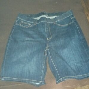 Dark blue jean Judy Blue Pull on Shorts, size 3XL